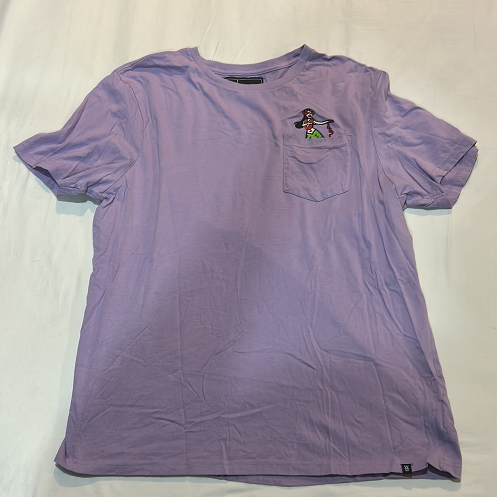 4 T shirts bundle